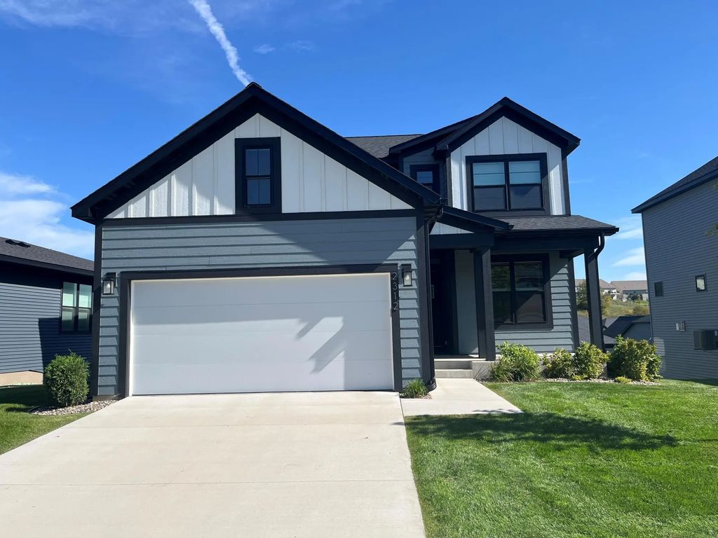 2312 Preserve Drive Nw, Rochester