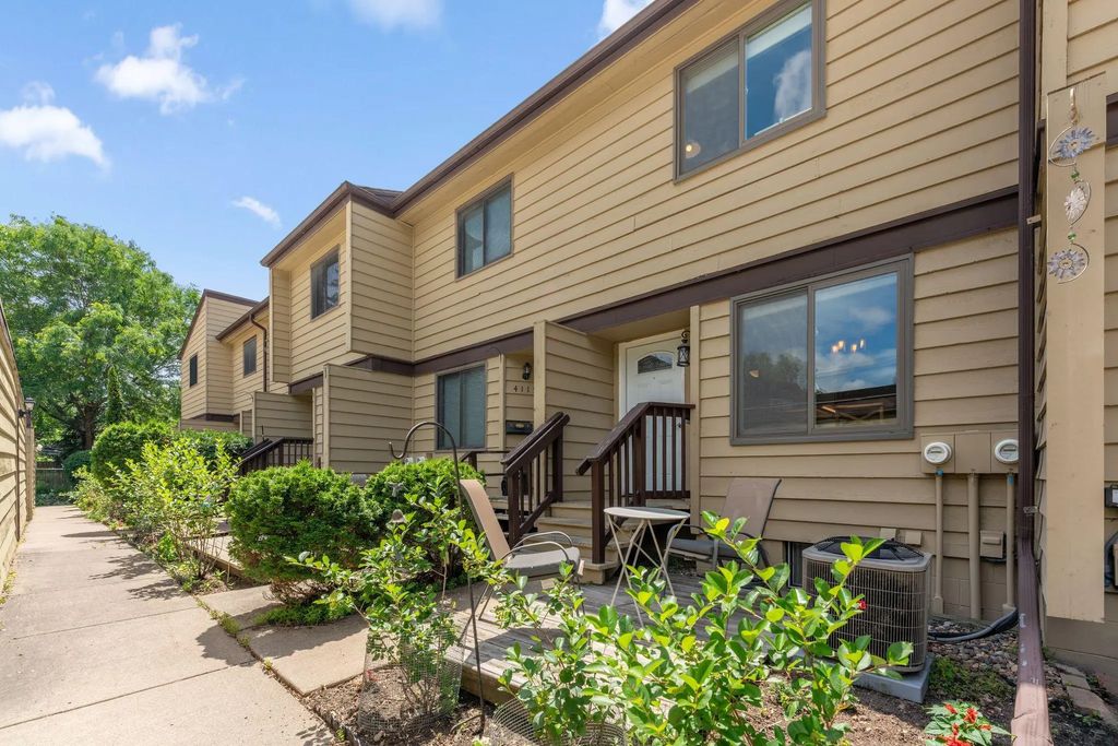 4113 France Avenue S, Minneapolis
