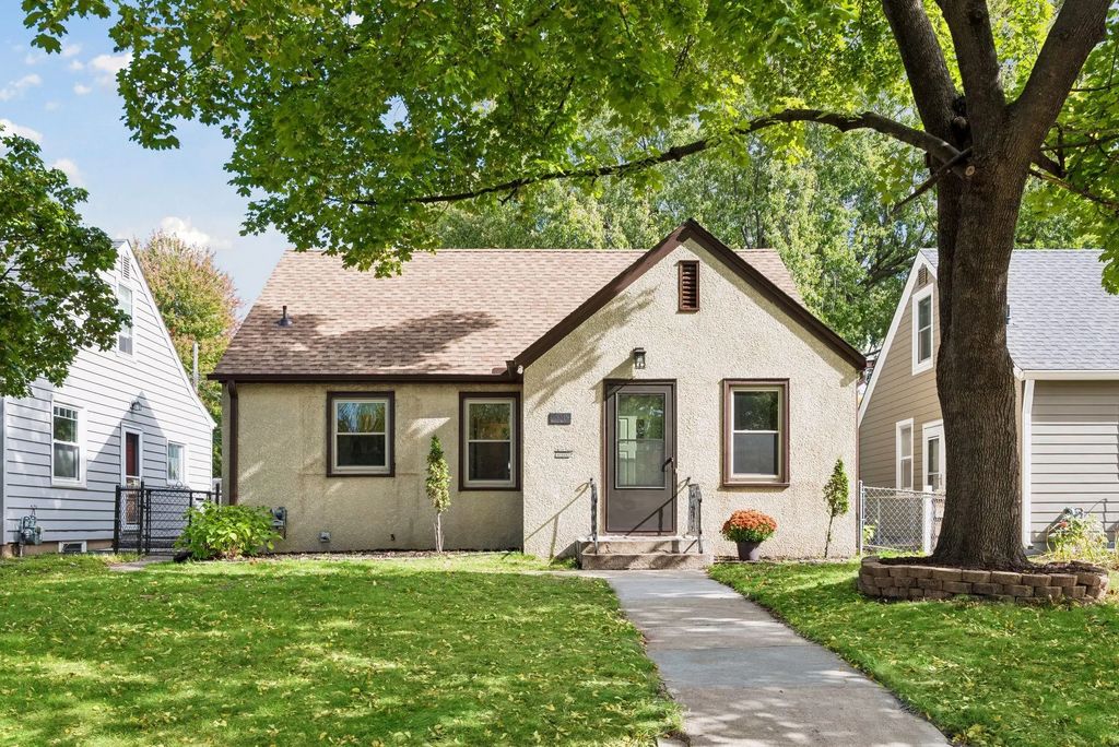 5745 Morgan Avenue S, Minneapolis