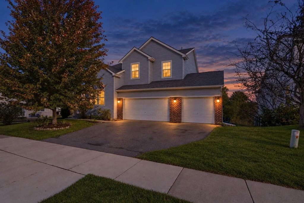 17994 89th Place N, Maple Grove