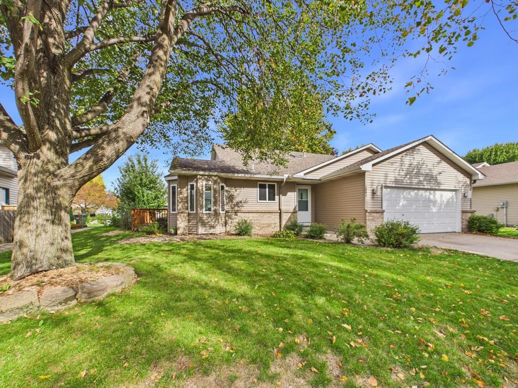 1083 98th Avenue Ne, Blaine