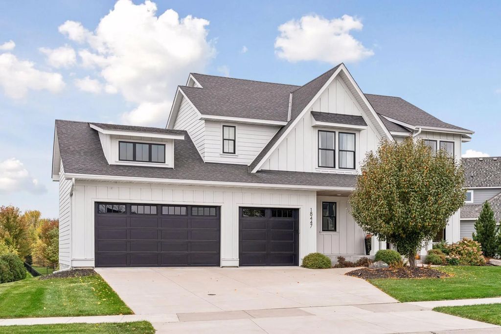 18447 75th Place N, Maple Grove