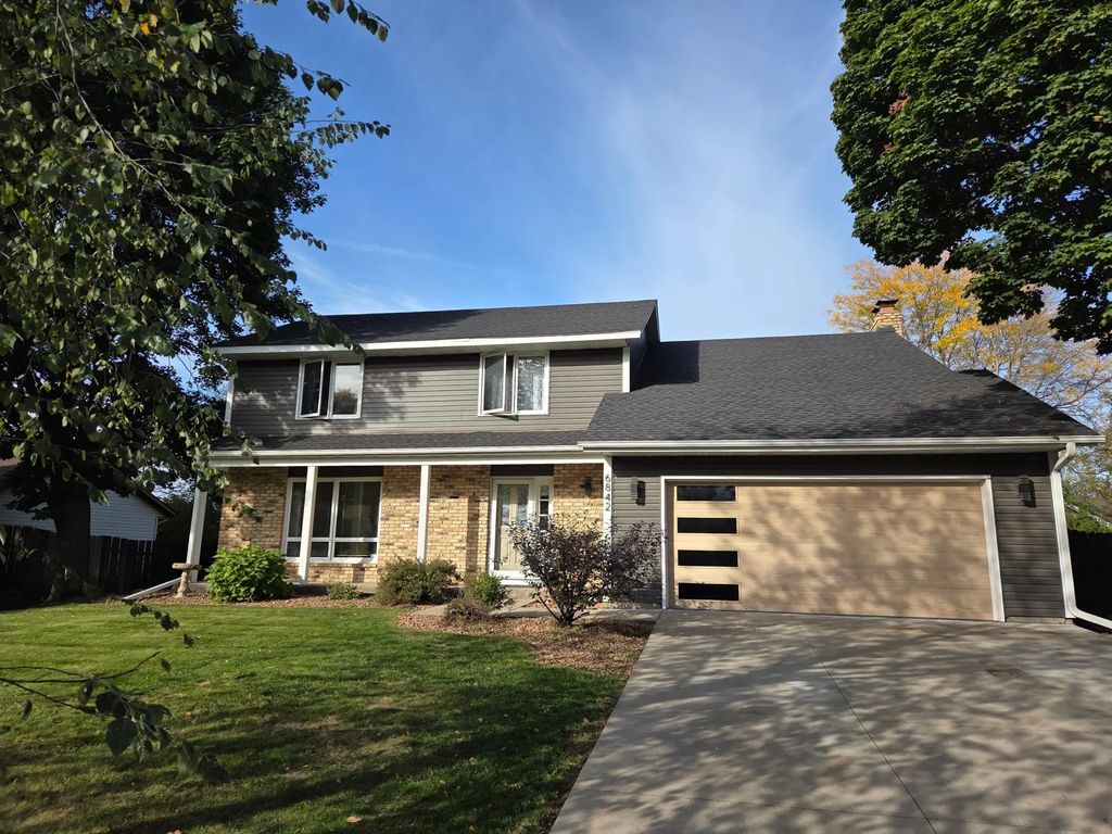 6842 Homestead Avenue S, Cottage Grove