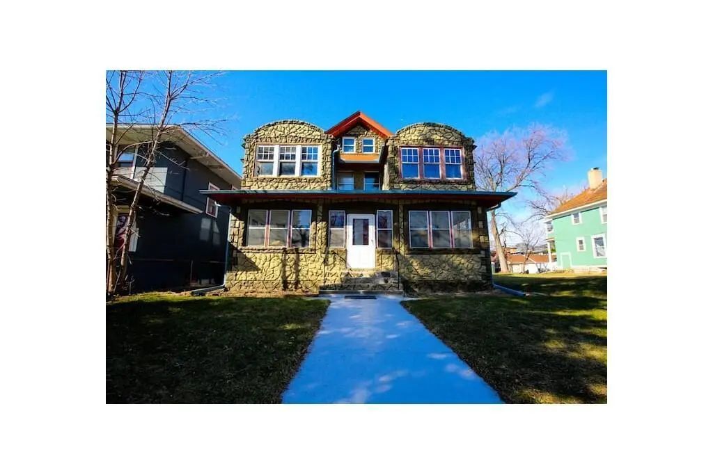 911 Dayton Avenue, Saint Paul