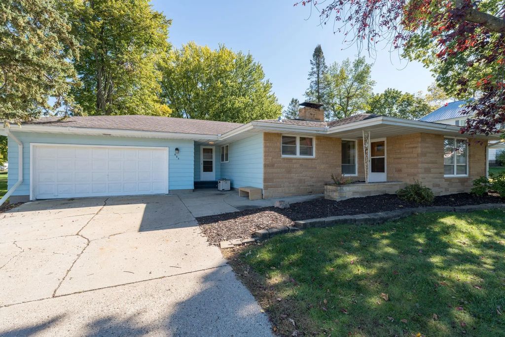 605 N Market Street, Janesville