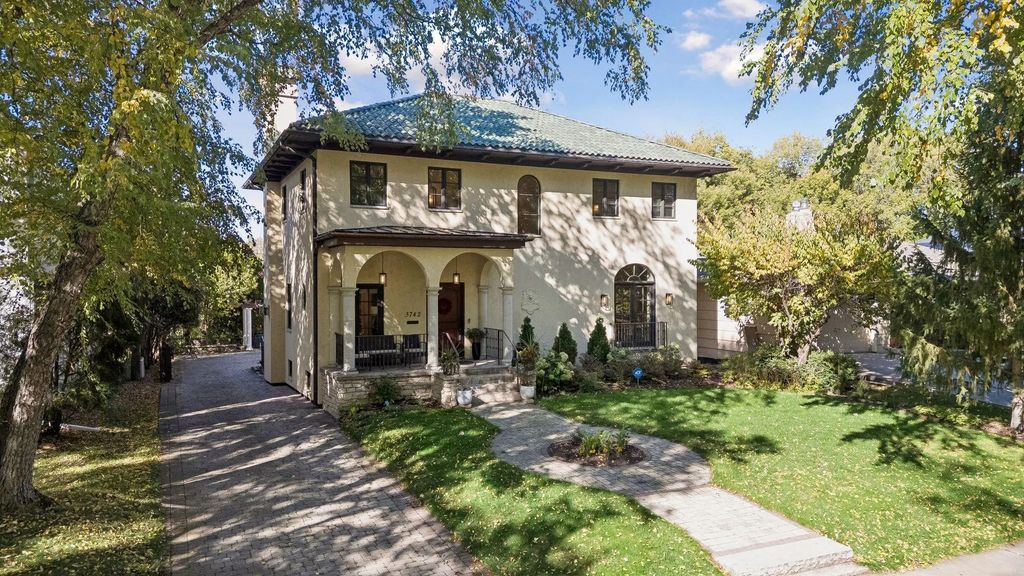 3742 Abbott Avenue S, Minneapolis