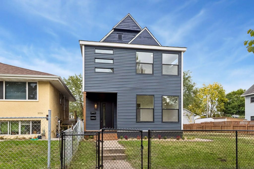 3733 Portland Avenue, Minneapolis