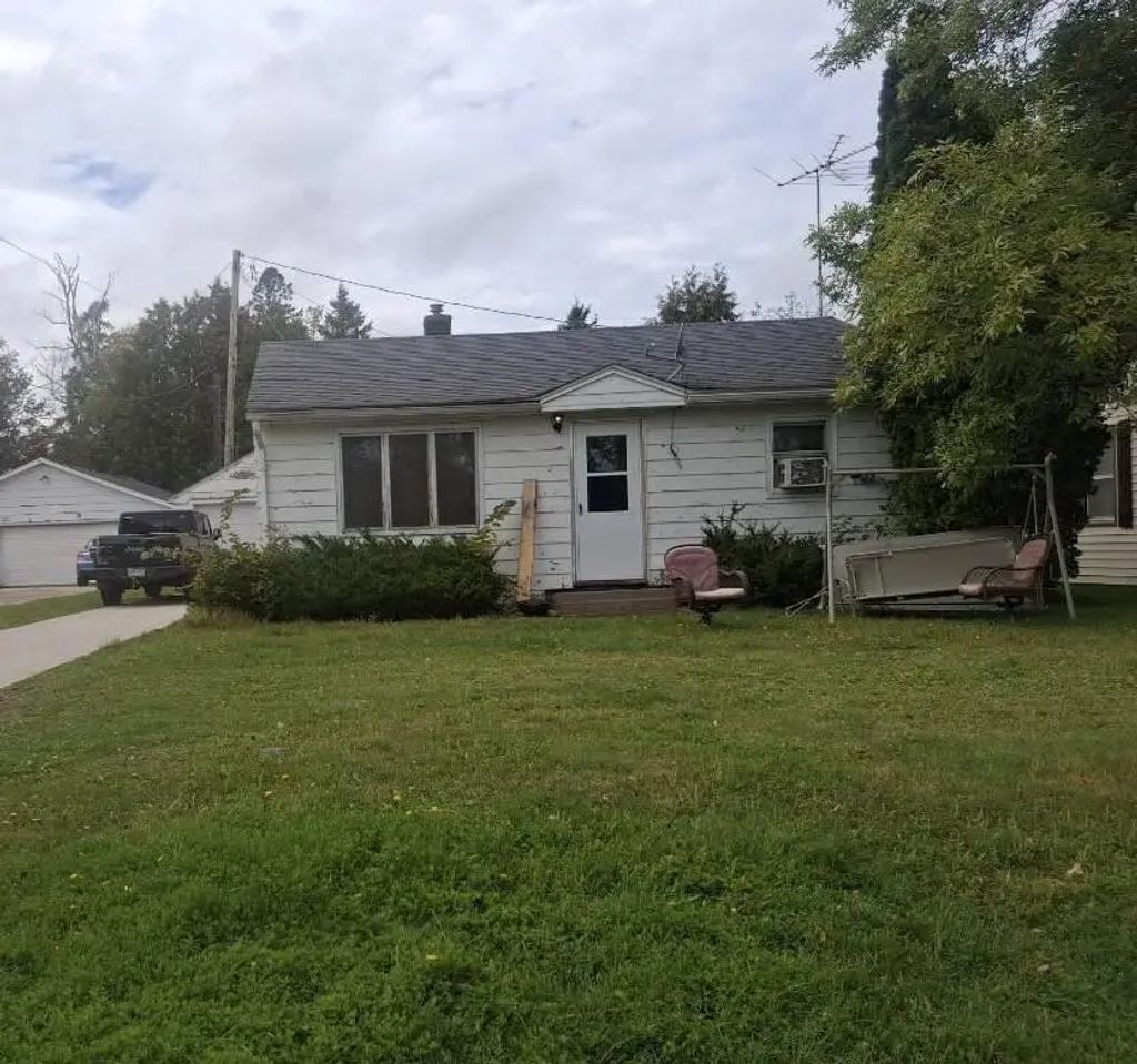 4115 4th Avenue E, Hibbing