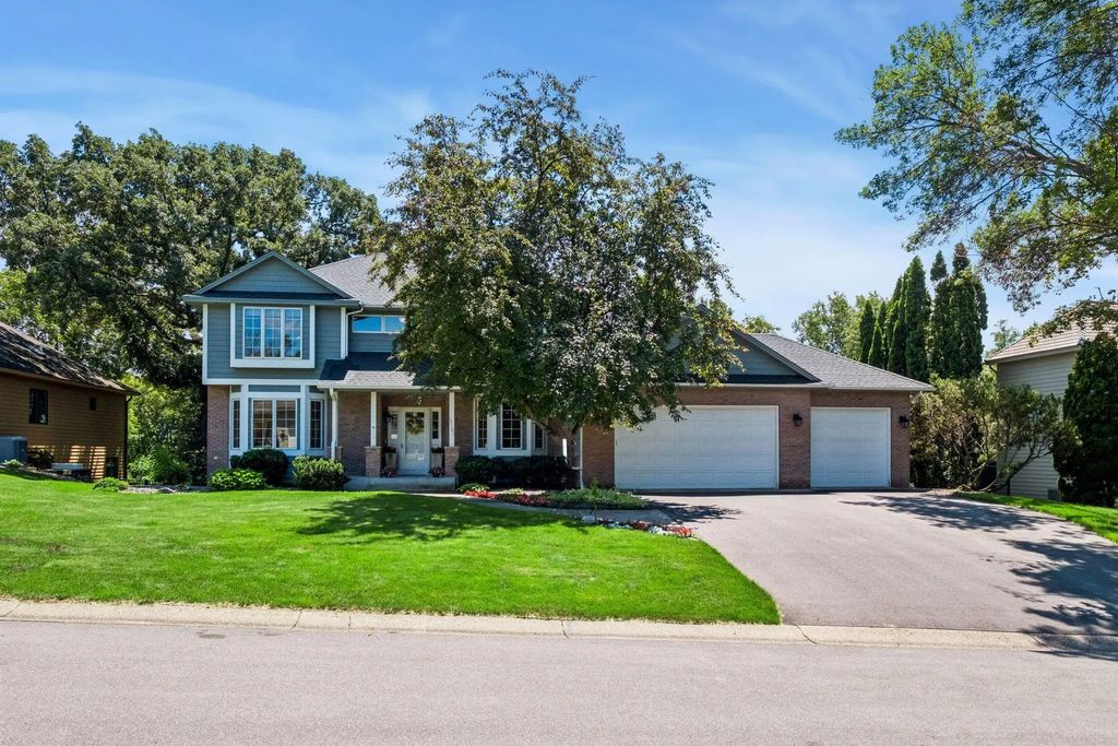 14183 Mccoy Court, Eden Prairie