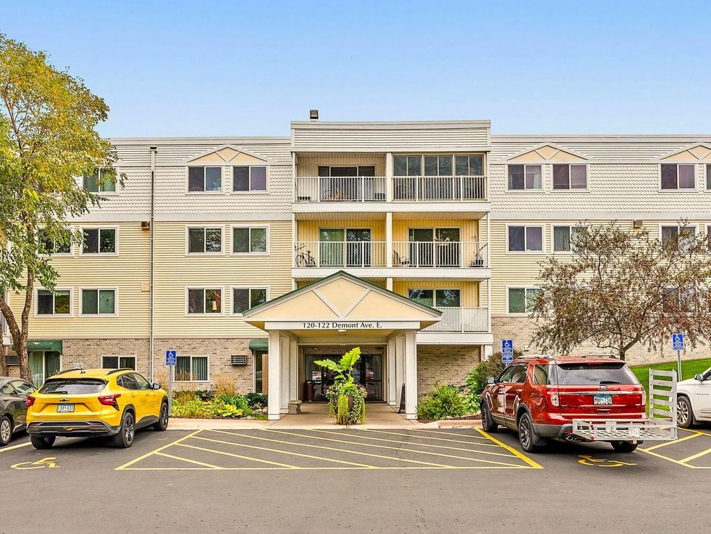 122 Demont Avenue E 258, Little Canada