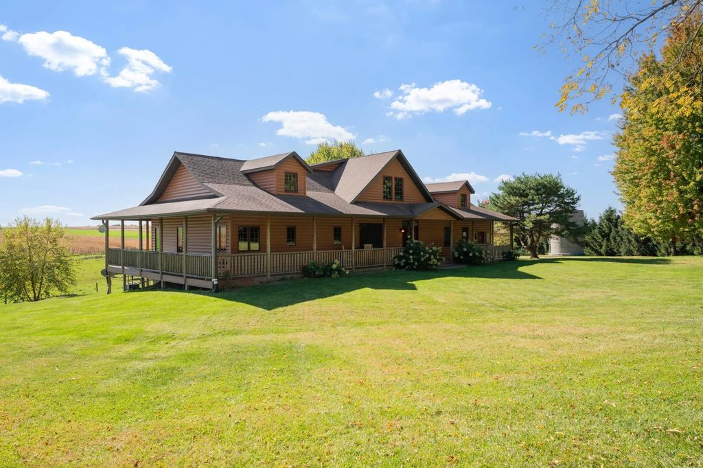 14985 County Road 31, Altura