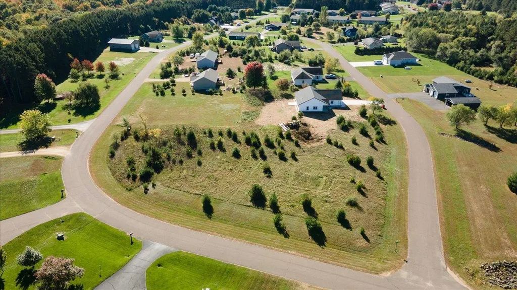 N8270 574th Street, Colfax