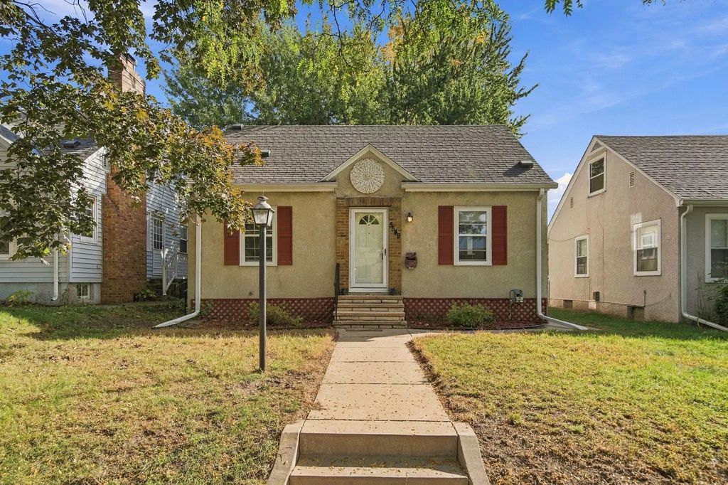 5549 37th Avenue S, Minneapolis