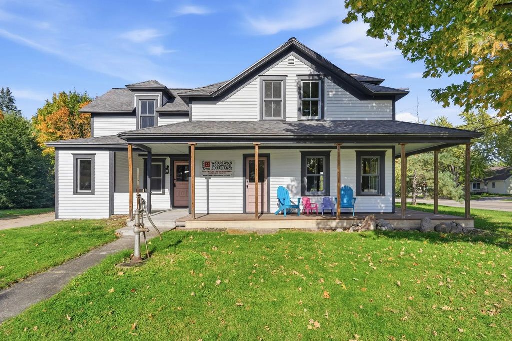 501 White Street Sw, Watertown