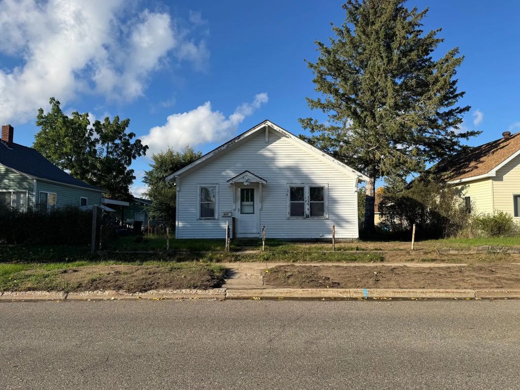 813 4th Street Se, Bemidji