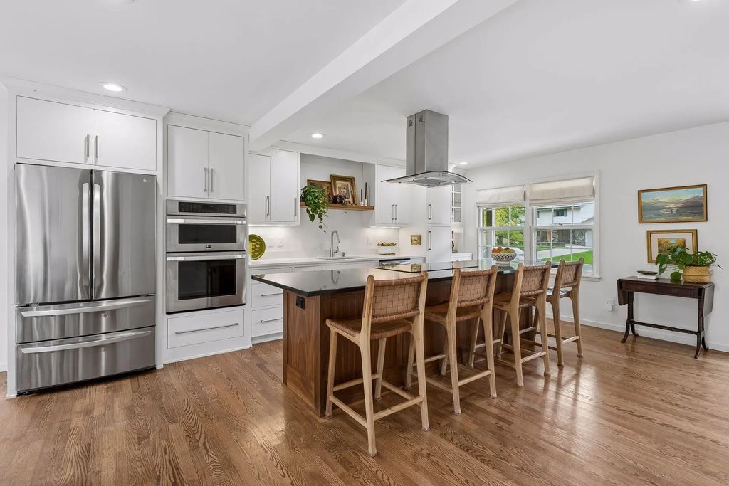 2060 Kelly Drive, Golden Valley