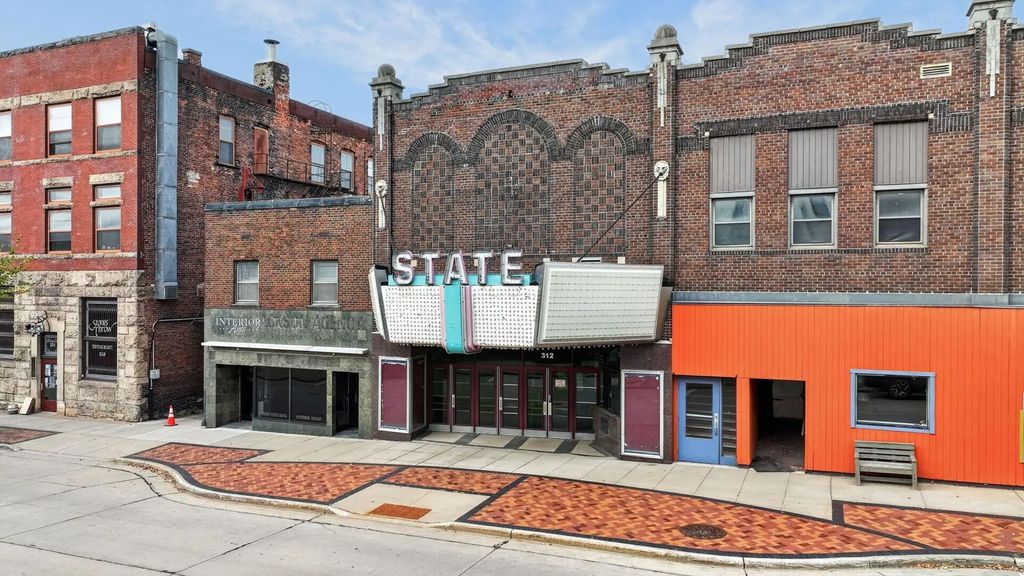 316 Eau Claire Street, Eau Claire