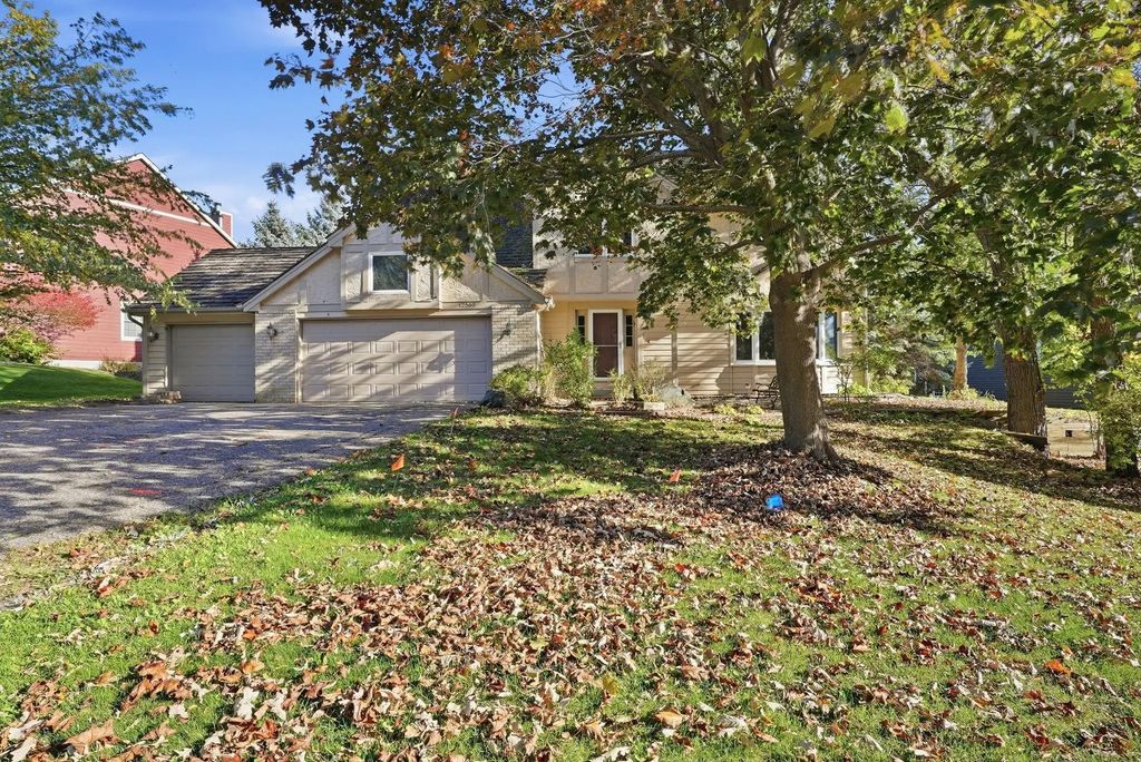 12560 Dorchester Trail, Apple Valley