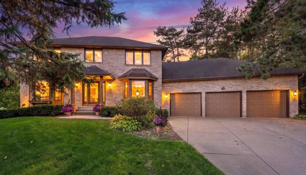 1289 Donegal Bay, Woodbury