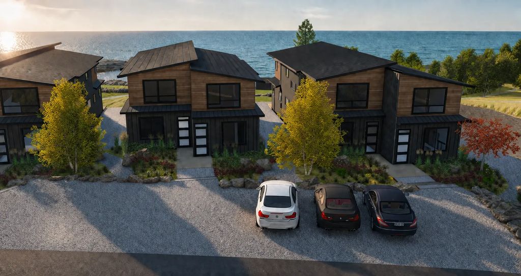 122 E Lakeview Dr, Silver Bay