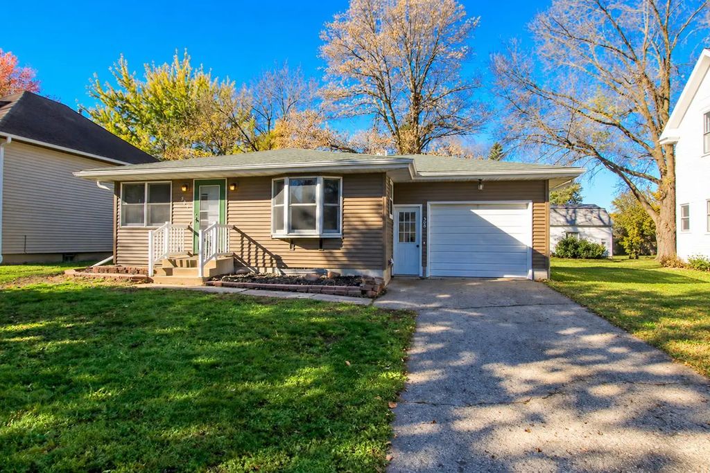 508 N Main Street, Winthrop