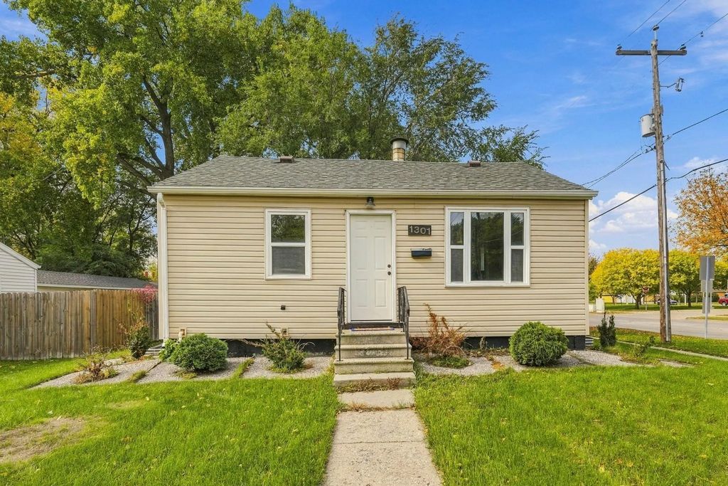 1301 16th Street S, Fargo
