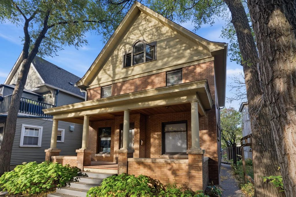 2708 Emerson Avenue S, Minneapolis