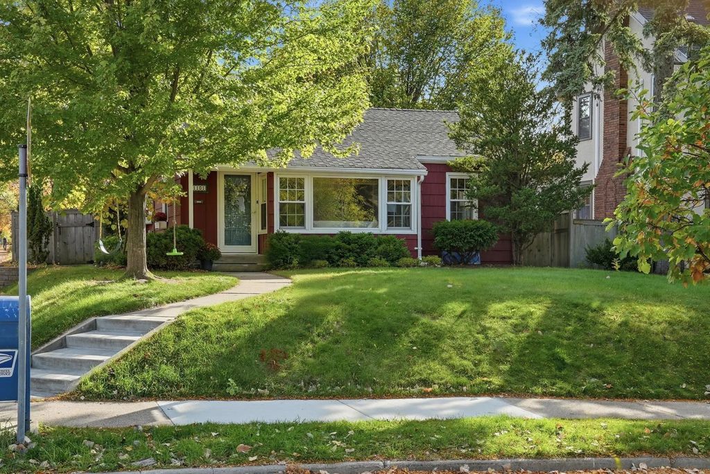 1101 W 53rd Street, Minneapolis