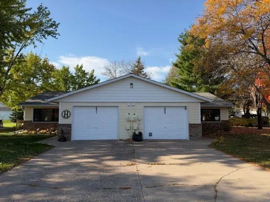 231 Marvin Elwood Road, Monticello