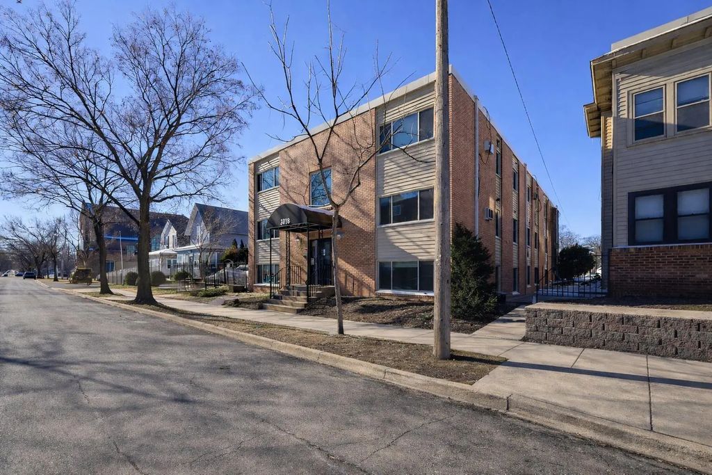 3018 Aldrich Avenue S 25, Minneapolis