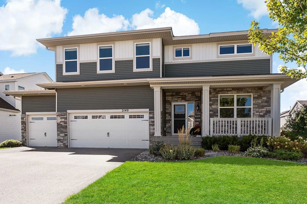2140 Windermere Circle, Shakopee