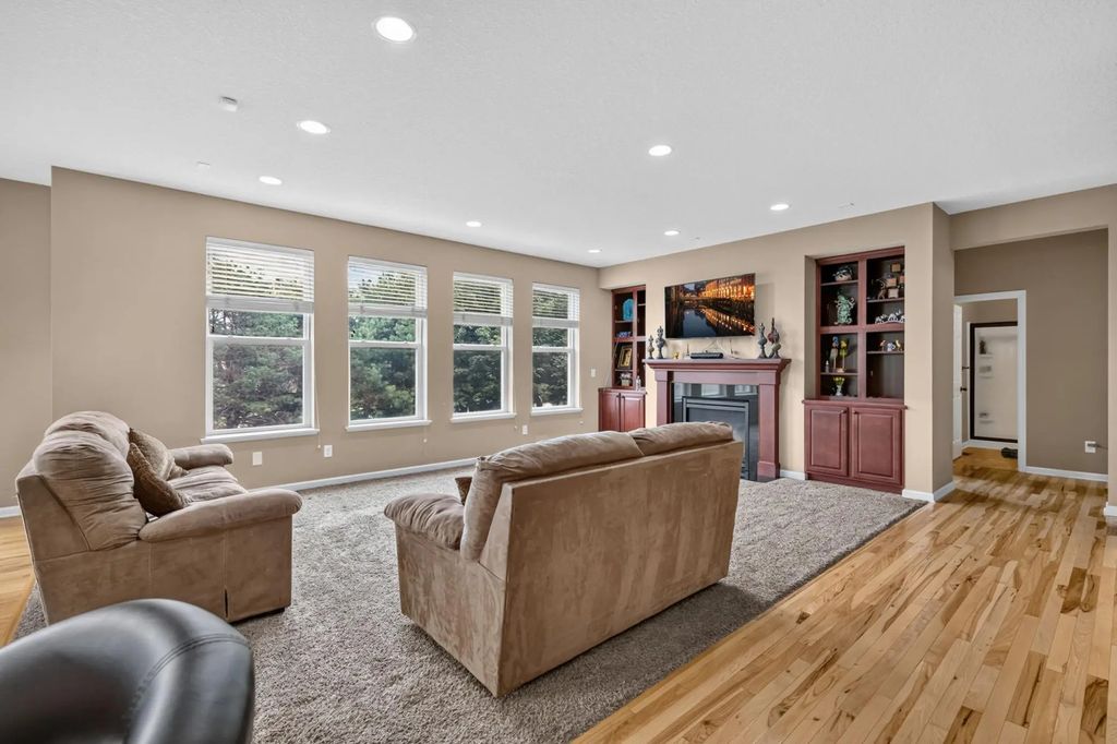 16991 Evening Terrace, Lakeville