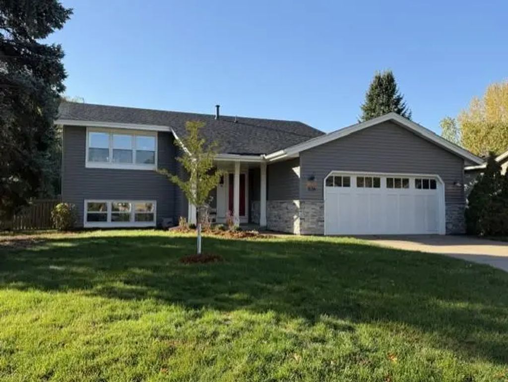 526 Elaine Avenue, Shoreview