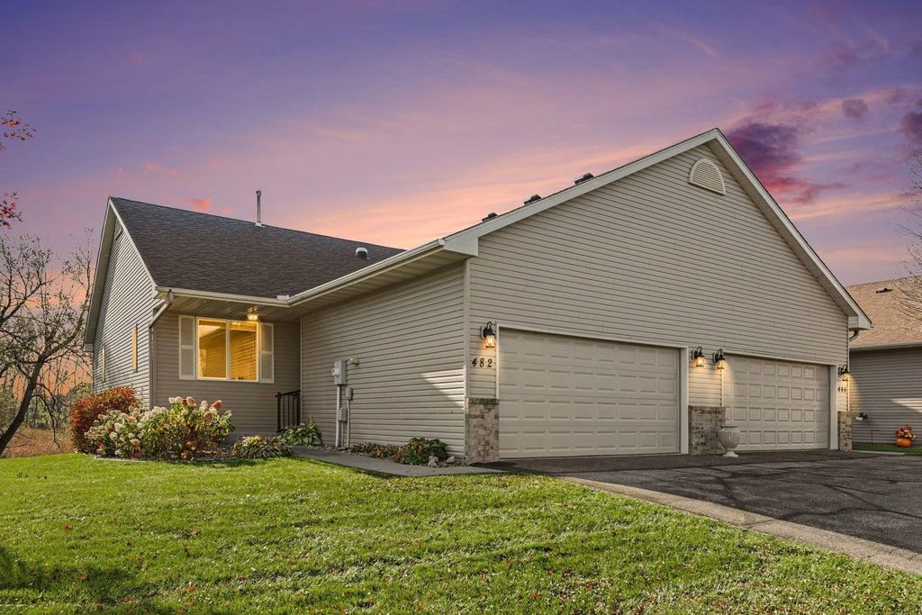 482 Meadow Lane, Norwood Young America
