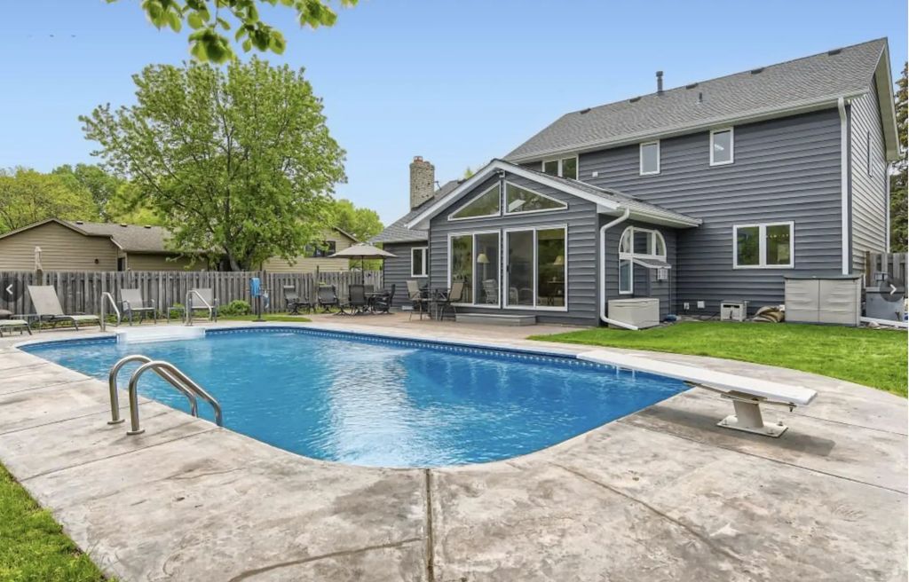 11310 47th Avenue N, Plymouth