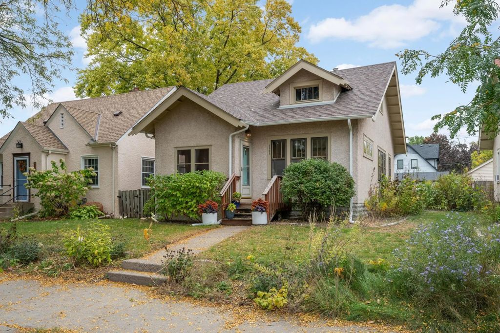 5353 44th Avenue S, Minneapolis