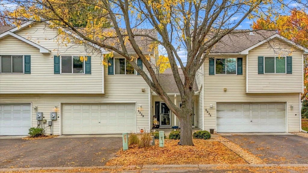 9239 E Point Douglas Lane S, Cottage Grove