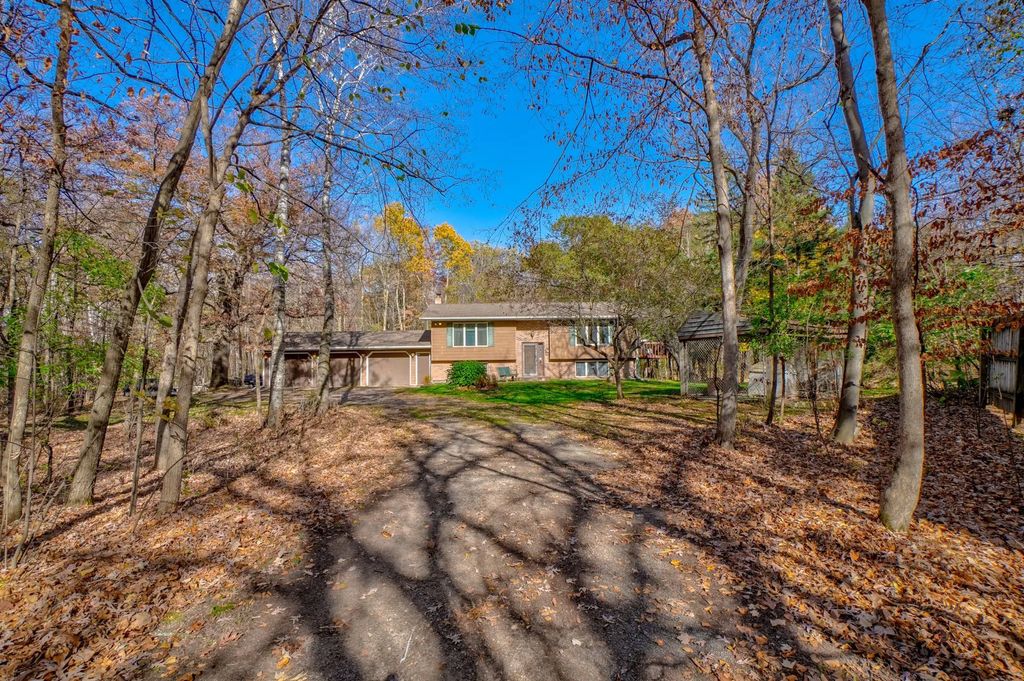 26731 Oakman Avenue, Lindstrom
