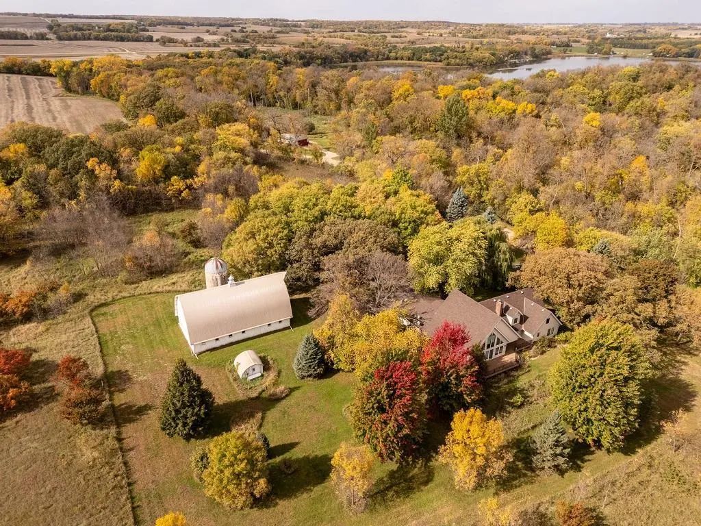 25359 190th Street, Glenwood