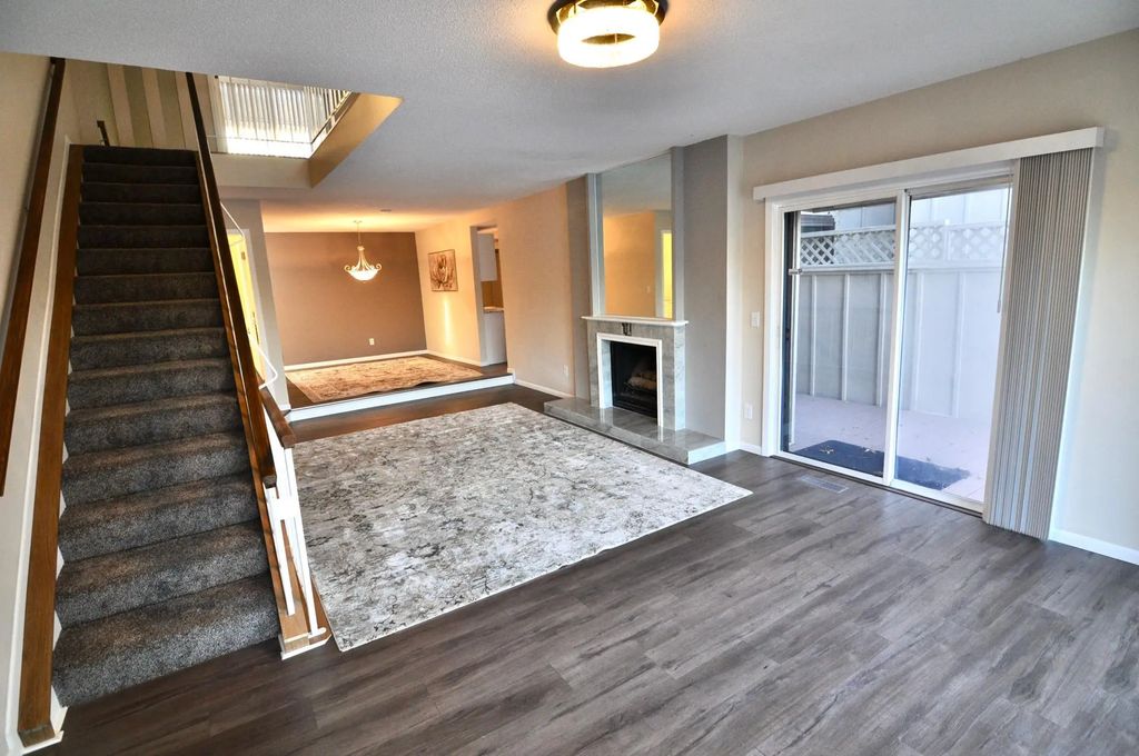5845 Lake Curve Lane, Brooklyn Center