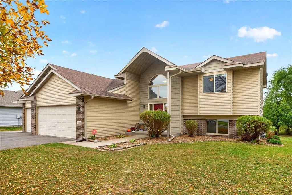 318 Karen Lane, Big Lake