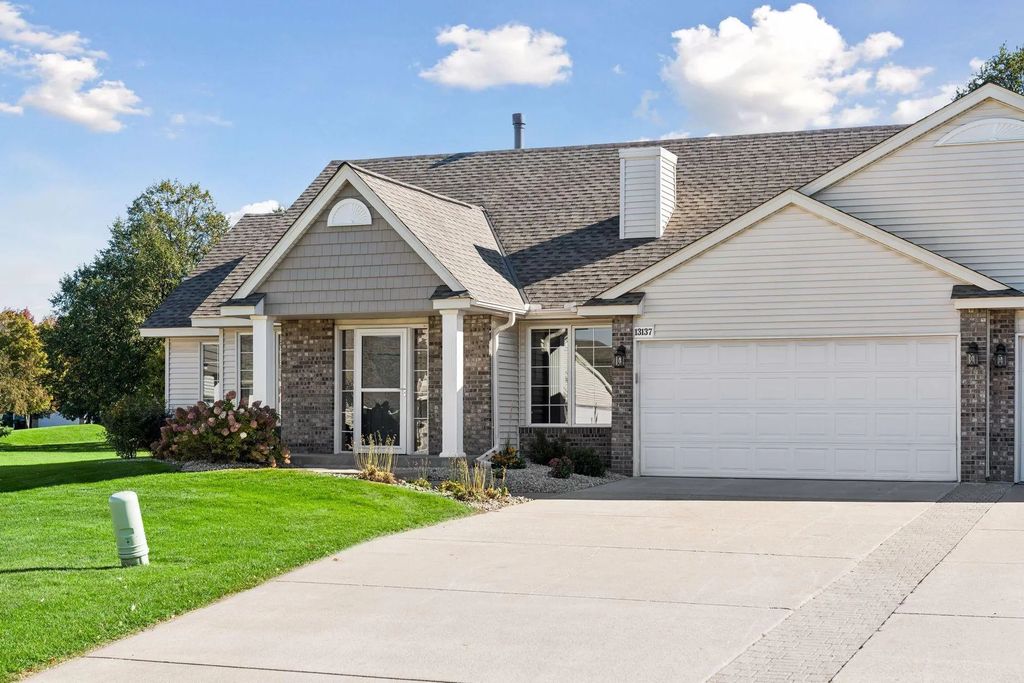 13137 Rose Street Nw, Coon Rapids