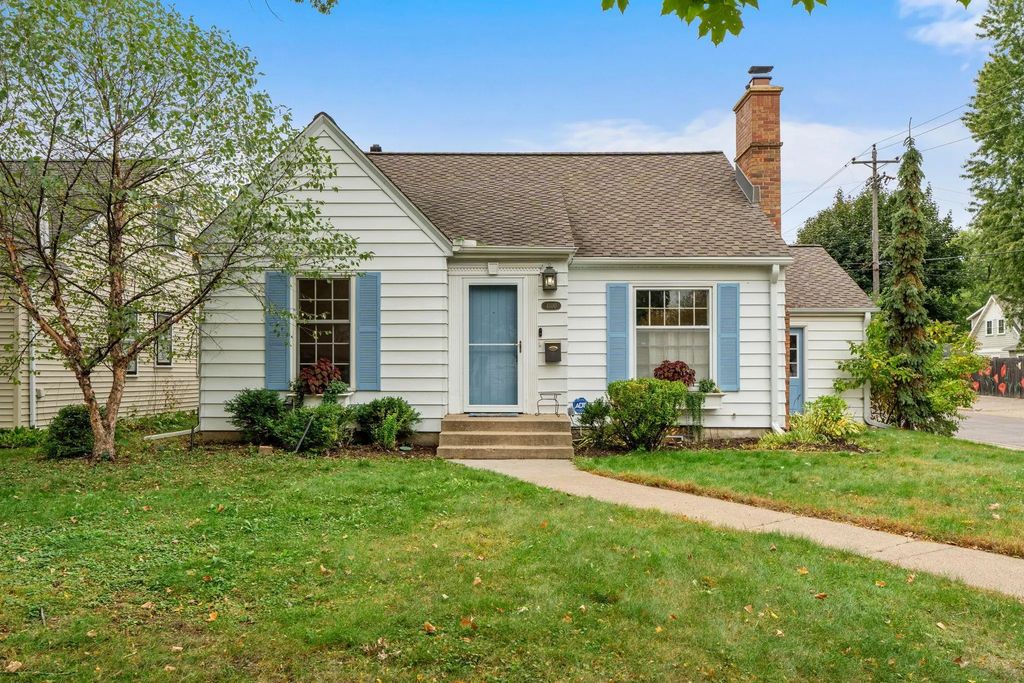 4100 Xenwood Avenue S, Saint Louis Park
