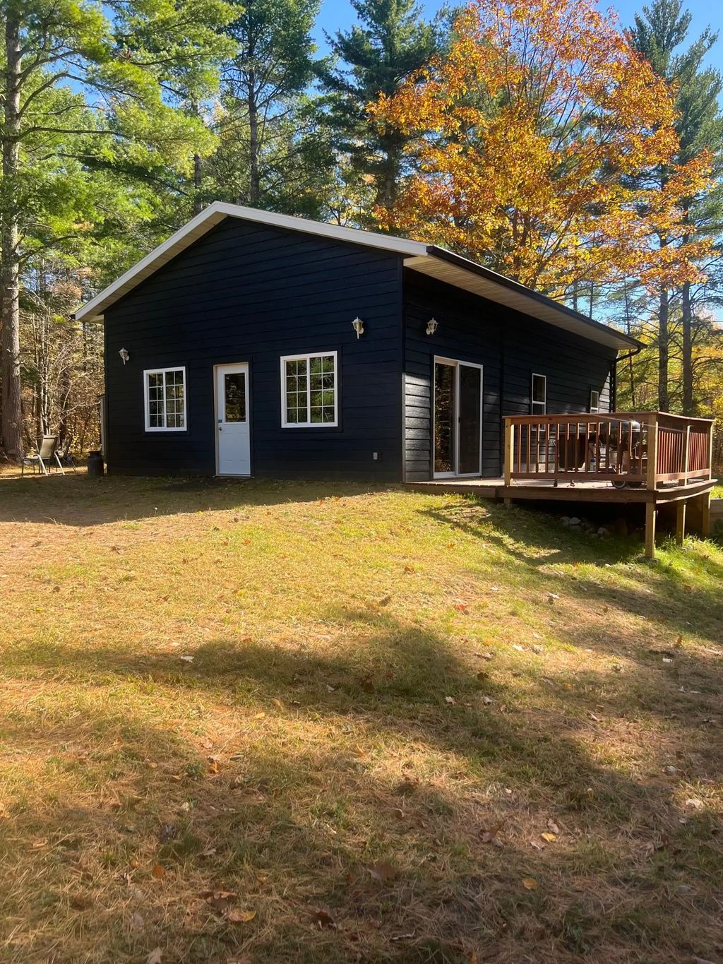 9491 Totogatic Road, Cable