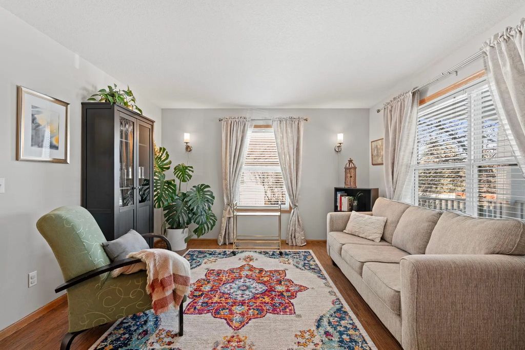 615 1st Avenue Nw, Osseo