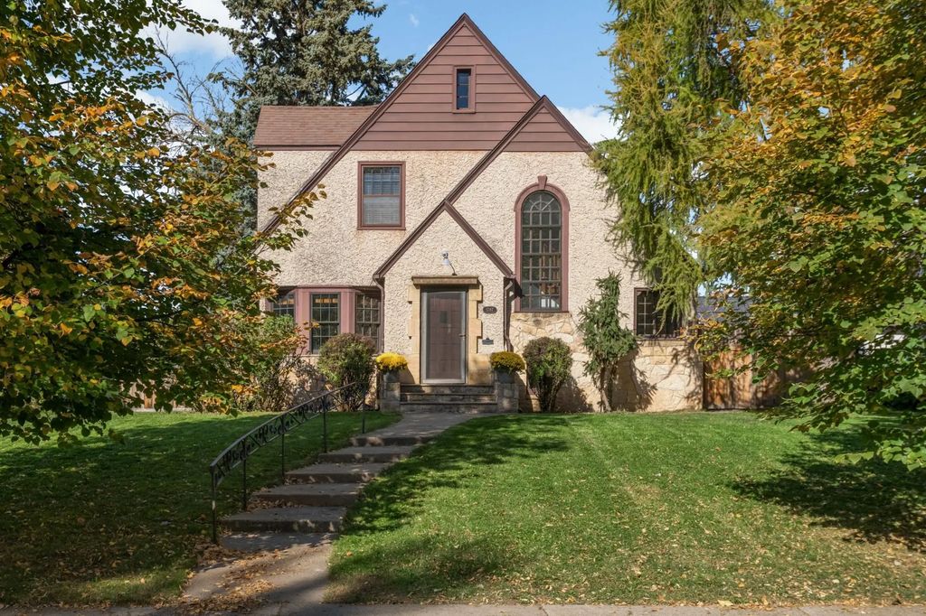 1787 Hillcrest Avenue, Saint Paul