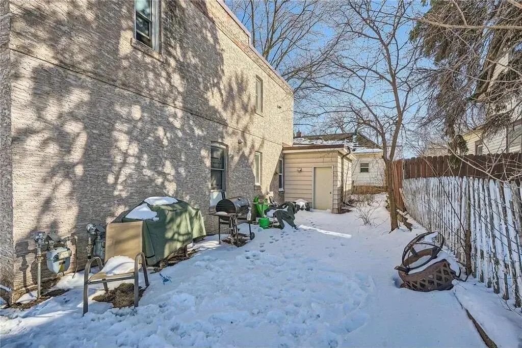 88 Cook Avenue W, Saint Paul