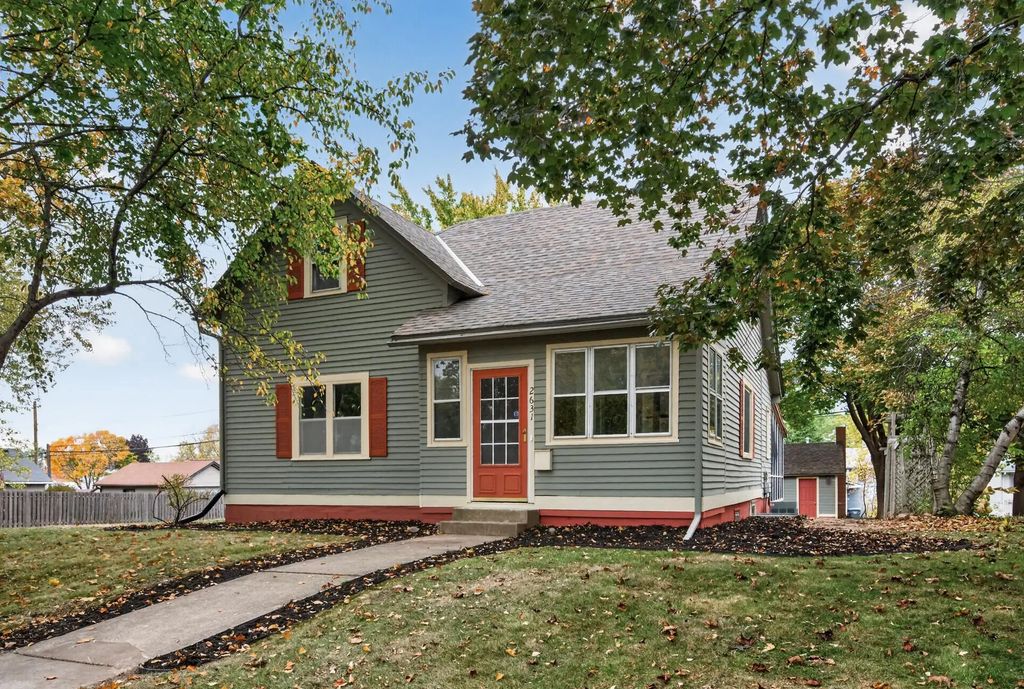 2631 5th Avenue E, North Saint Paul
