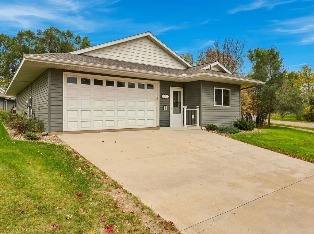 230 Publishers Drive Ne, Kimball