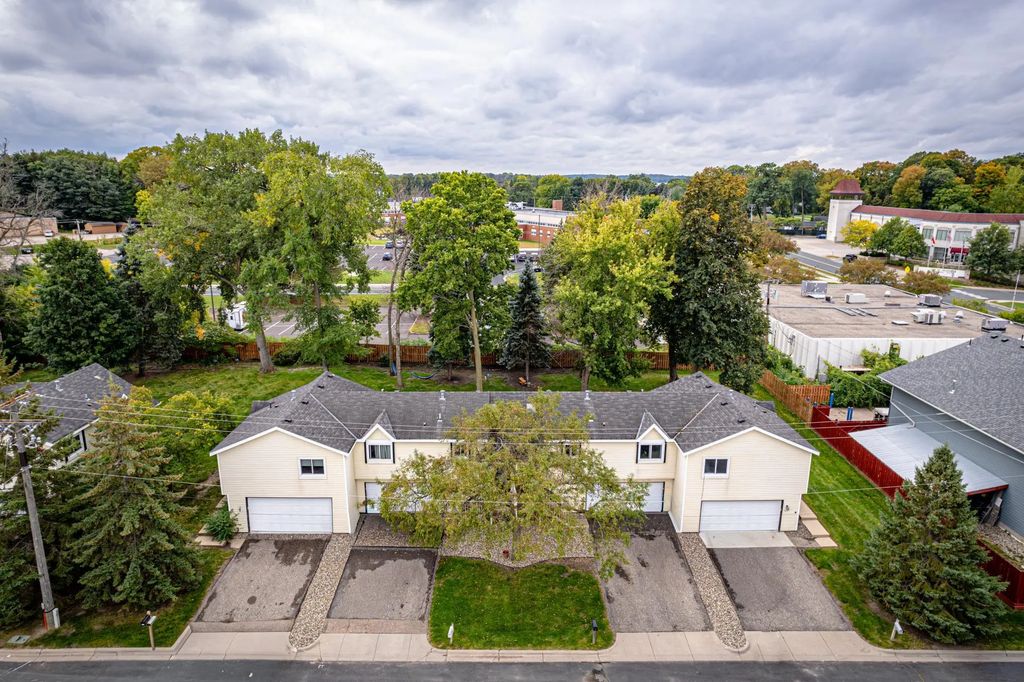 5243 Eden Road, Mound